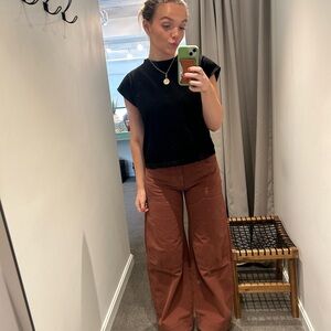 Agolde top size medium no flaws/new